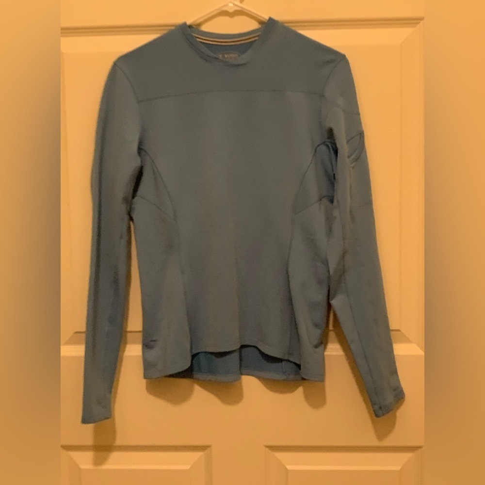 Sugoi Blue Long Sleeve Top.  Size-Large